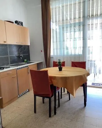 Dina 22 Apartman *